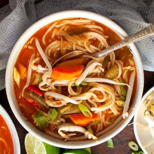 Veg Thukpa