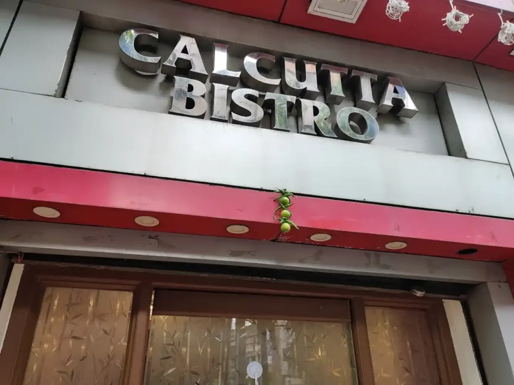 Calcutta Bistro: Multicuisine Restaurants in Jadavpur