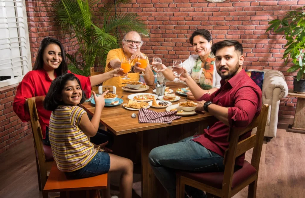 Family Dining Culture in India Vs Abroad