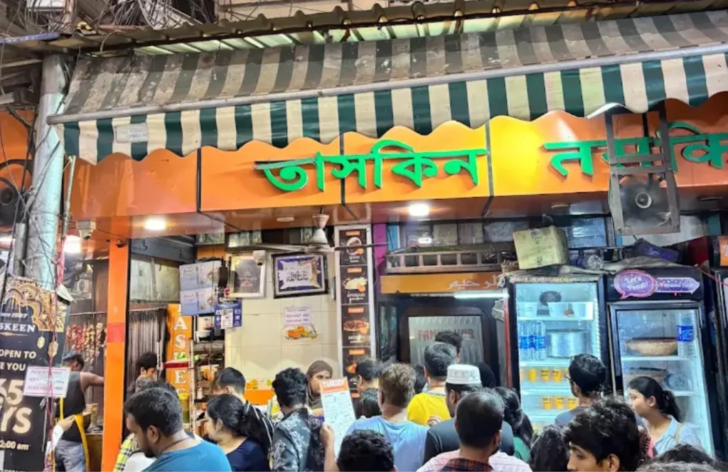 Taskeen in Zakaria Street is best place to have sehri in Kolkata