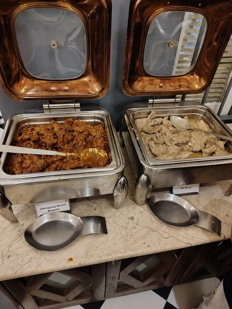 6 Ballygunge Place Buffet in Kolkata under 500